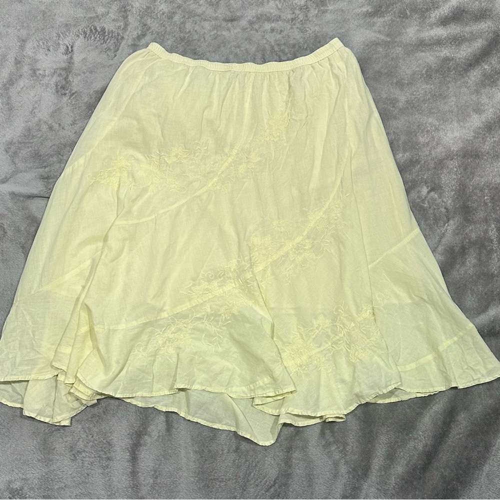 Yellow Buttercream Floral Embroidered Women's Skirt